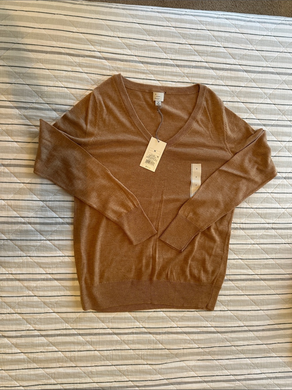 a new day V-Neck Sweater in Camel Brown